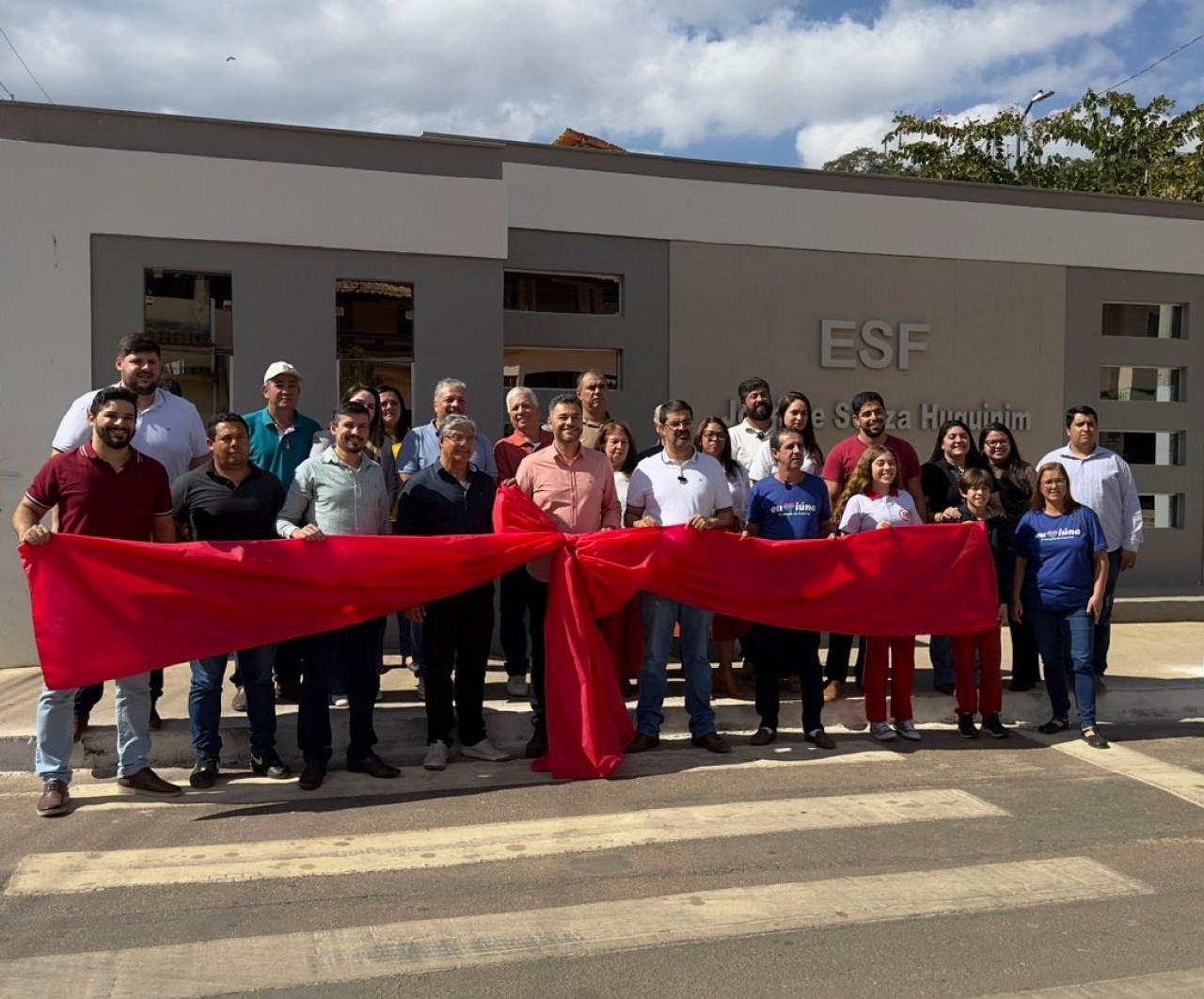 Prefeitura inaugura a reforma da ESF do bairro Ferreira Vale
