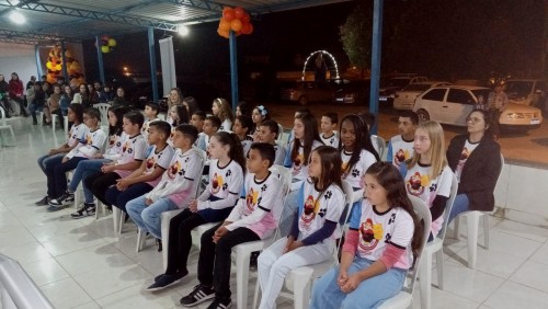 Proerd forma alunos do 5º ano da escola Delfino Batista Vieira