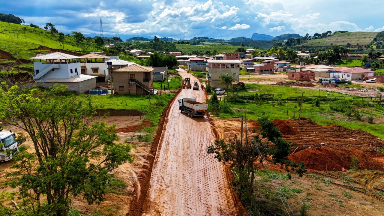 Comunidade Vila dos Guedes está sendo preparada para a conclusão do asfaltamento