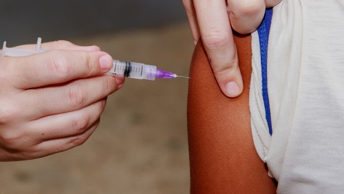 Campanha de vacinação contra o HPV se inicia nesta quinta (05)