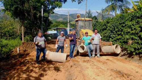 Calçamento rural obras iniciadas no distrito Nossa Senhora das Graças