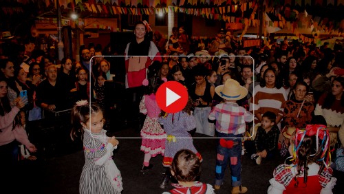 A alegria de comemorar as festividades juninas está de volta às creches Municipais