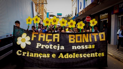 Passeata Faça Bonito em Iúna incentiva a denúncia de abusos contra crianças e adolescentes