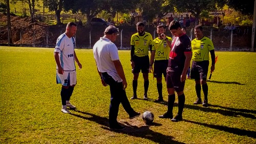 Oito times participaram do primeiro dia de jogos do Campeonato Municipal de Futebol