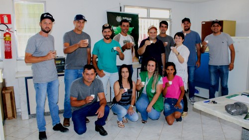 SENAR/ES oferta curso de Torra de Café para produtores de Iúna